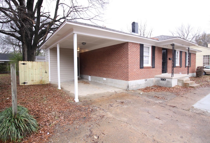 1749 PERKINS RD, Memphis, Tennessee 38117, 3 Bedroom Bedrooms, 6 Room Rooms,1 BathroomBathrooms,Residential,For Sale,PERKINS,0,10229717