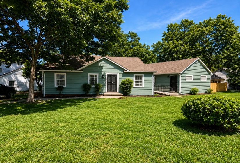 1126 WILL SCARLET RD, Memphis, Tennessee 38111, 4 Bedroom Bedrooms, 9 Room Rooms,2 BathroomBathrooms,Residential,For Sale,WILL SCARLET,0,10229723