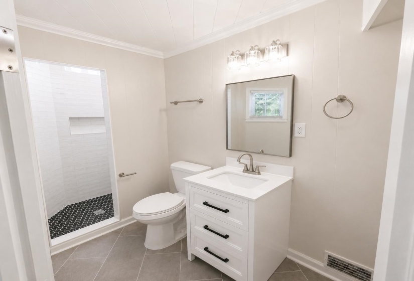 1126 WILL SCARLET RD, Memphis, Tennessee 38111, 4 Bedroom Bedrooms, 9 Room Rooms,2 BathroomBathrooms,Residential,For Sale,WILL SCARLET,0,10229723