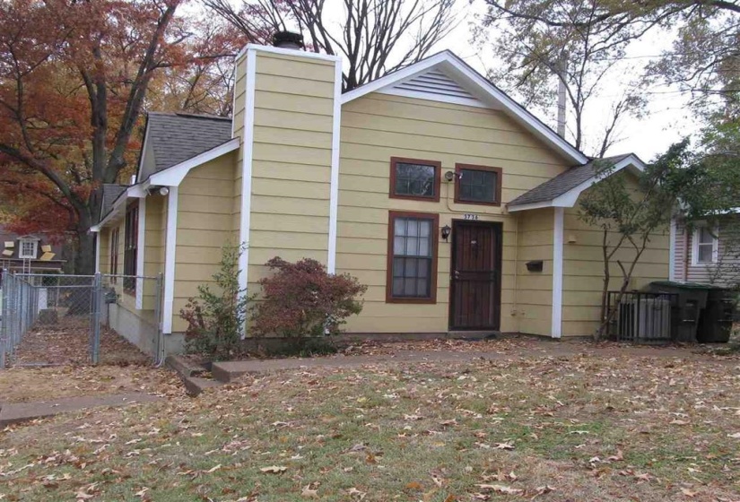 3736 CARNES AVE, Memphis, Tennessee 38111, 4 Bedroom Bedrooms, 10 Room Rooms,2 BathroomBathrooms,Residential,For Sale,CARNES,0,10229724