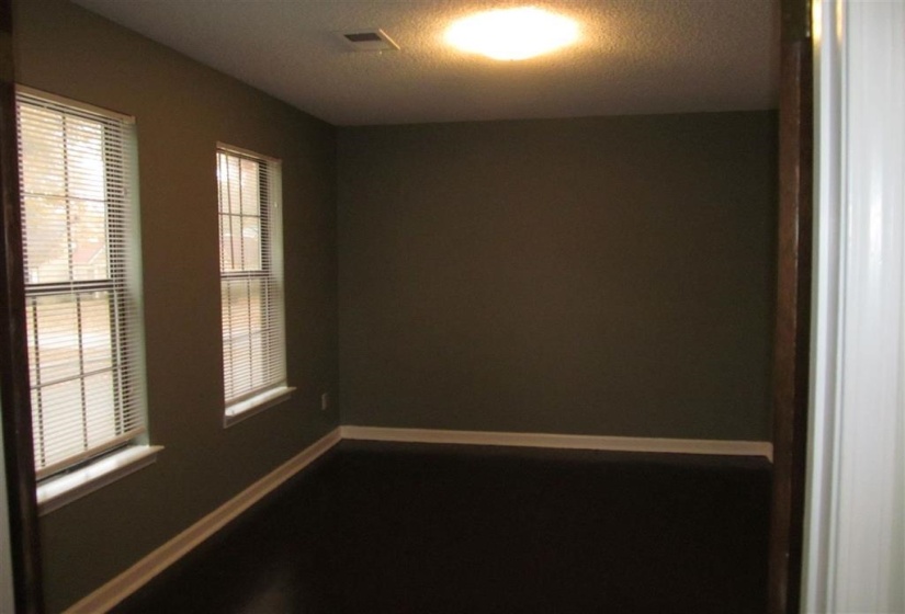 3736 CARNES AVE, Memphis, Tennessee 38111, 4 Bedroom Bedrooms, 10 Room Rooms,2 BathroomBathrooms,Residential,For Sale,CARNES,0,10229724
