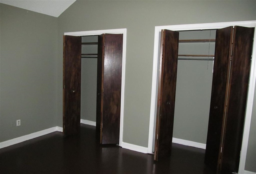 3736 CARNES AVE, Memphis, Tennessee 38111, 4 Bedroom Bedrooms, 10 Room Rooms,2 BathroomBathrooms,Residential,For Sale,CARNES,0,10229724