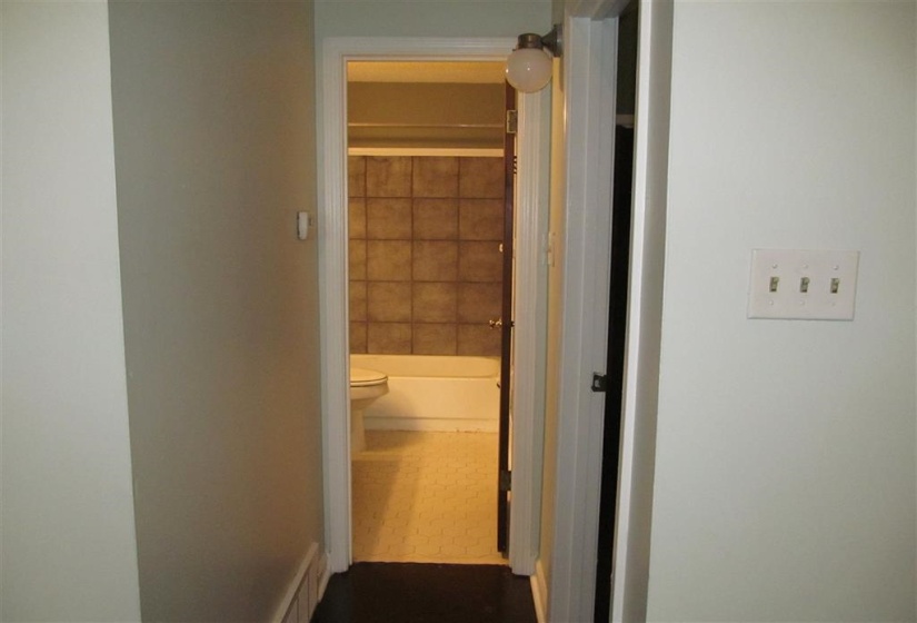 3736 CARNES AVE, Memphis, Tennessee 38111, 4 Bedroom Bedrooms, 10 Room Rooms,2 BathroomBathrooms,Residential,For Sale,CARNES,0,10229724