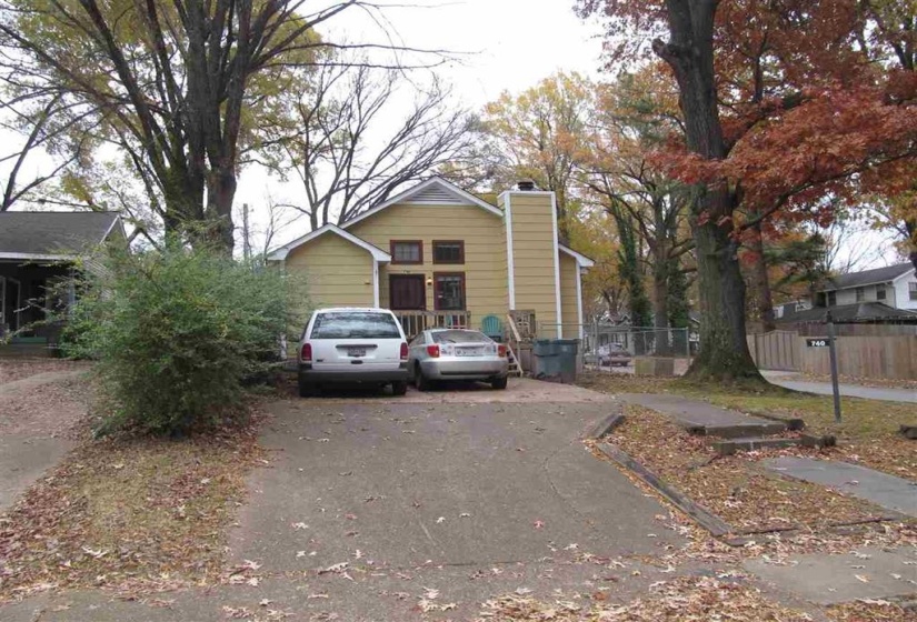 3736 CARNES AVE, Memphis, Tennessee 38111, 4 Bedroom Bedrooms, 10 Room Rooms,2 BathroomBathrooms,Residential,For Sale,CARNES,0,10229724
