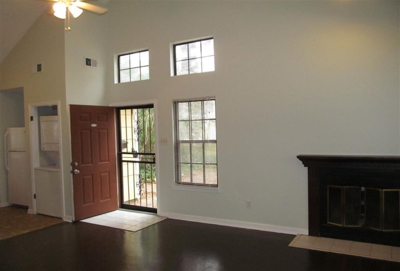 3736 CARNES AVE, Memphis, Tennessee 38111, 4 Bedroom Bedrooms, 10 Room Rooms,2 BathroomBathrooms,Residential,For Sale,CARNES,0,10229724
