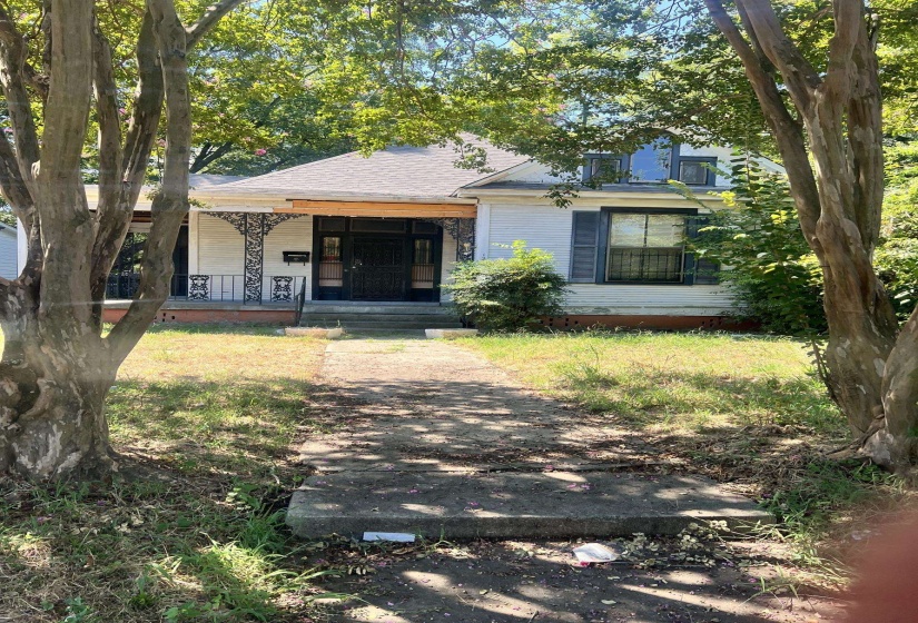 1277 SNOWDEN AVE, Memphis, Tennessee 38107, 4 Bedroom Bedrooms, 7 Room Rooms,2 BathroomBathrooms,Residential,For Sale,SNOWDEN,0,10229726