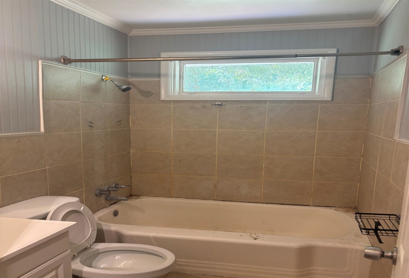 3995 SOUTHLAWN AVE, Memphis, Tennessee 38111, 3 Bedroom Bedrooms, 5 Room Rooms,1.1 BathroomBathrooms,Residential,For Sale,SOUTHLAWN,0,10229730