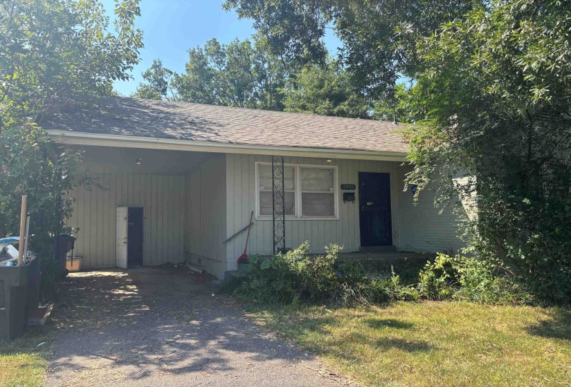 3995 SOUTHLAWN AVE, Memphis, Tennessee 38111, 3 Bedroom Bedrooms, 5 Room Rooms,1.1 BathroomBathrooms,Residential,For Sale,SOUTHLAWN,0,10229730