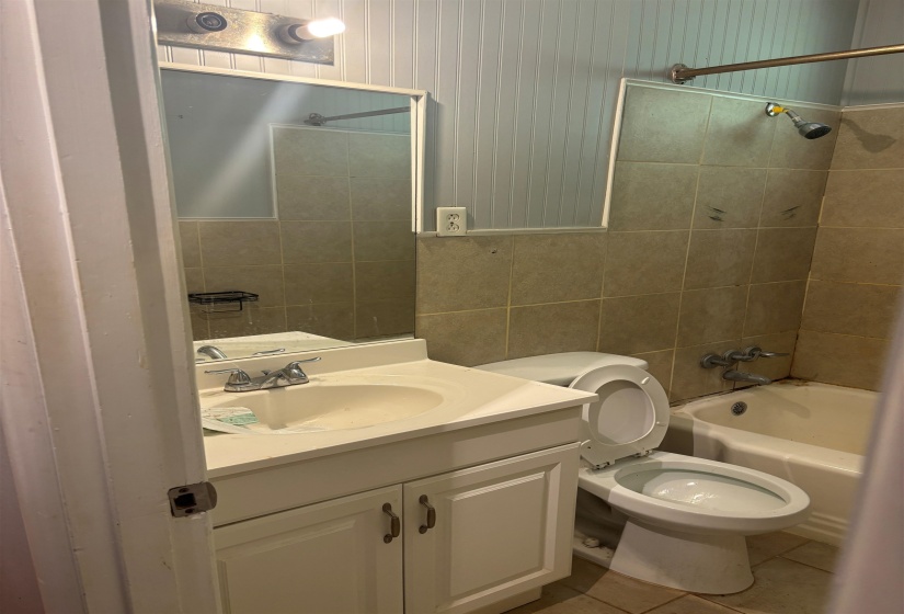 3995 SOUTHLAWN AVE, Memphis, Tennessee 38111, 3 Bedroom Bedrooms, 5 Room Rooms,1.1 BathroomBathrooms,Residential,For Sale,SOUTHLAWN,0,10229730