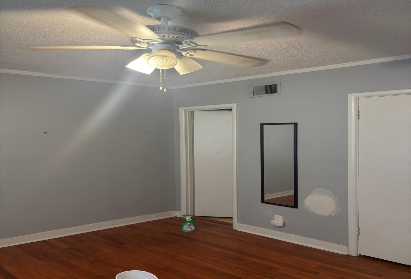 3995 SOUTHLAWN AVE, Memphis, Tennessee 38111, 3 Bedroom Bedrooms, 5 Room Rooms,1.1 BathroomBathrooms,Residential,For Sale,SOUTHLAWN,0,10229730