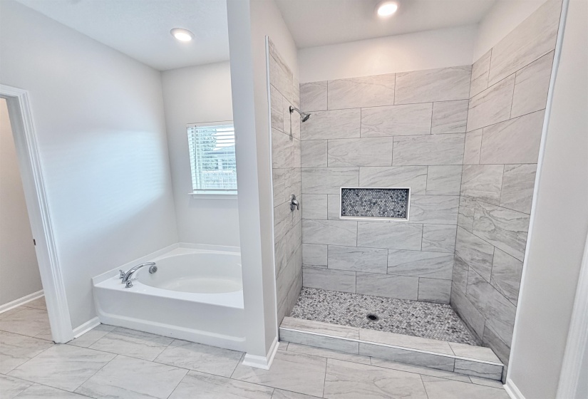 385 BEAU TISDALE DR, Oakland, Tennessee 38060, 4 Bedroom Bedrooms, 7 Room Rooms,2 BathroomBathrooms,Residential,For Sale,BEAU TISDALE,0,10229731