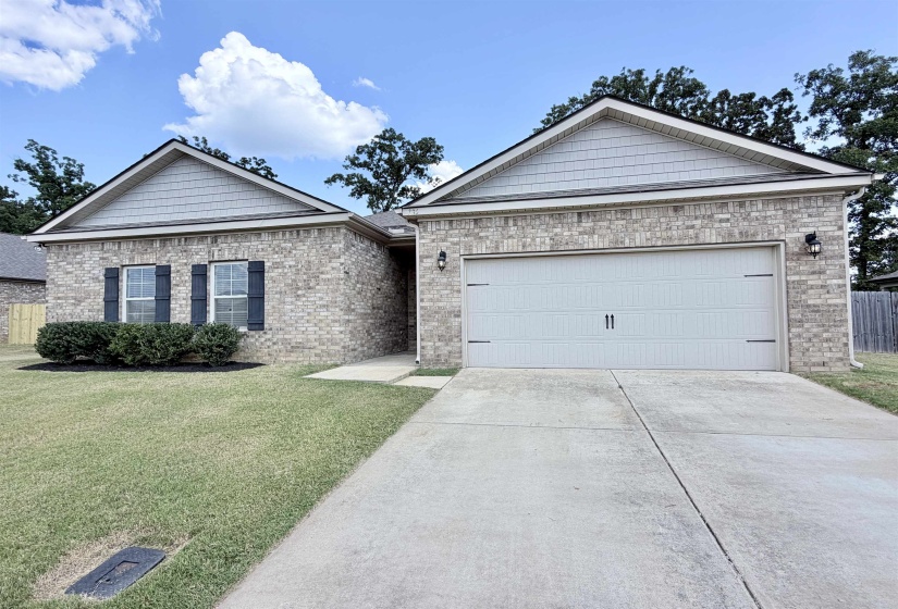 385 BEAU TISDALE DR, Oakland, Tennessee 38060, 4 Bedroom Bedrooms, 7 Room Rooms,2 BathroomBathrooms,Residential,For Sale,BEAU TISDALE,0,10229731