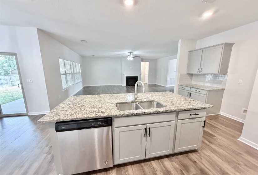 385 BEAU TISDALE DR, Oakland, Tennessee 38060, 4 Bedroom Bedrooms, 7 Room Rooms,2 BathroomBathrooms,Residential,For Sale,BEAU TISDALE,0,10229731