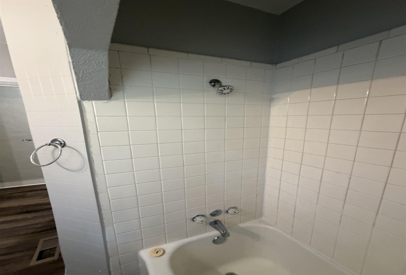 151 CLOWER RD, Memphis, Tennessee 38109, 2 Bedroom Bedrooms, 5 Room Rooms,1 BathroomBathrooms,Residential,For Sale,CLOWER,0,10229735