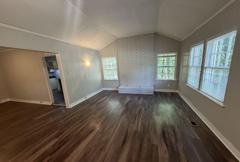 151 CLOWER RD, Memphis, Tennessee 38109, 2 Bedroom Bedrooms, 5 Room Rooms,1 BathroomBathrooms,Residential,For Sale,CLOWER,0,10229735