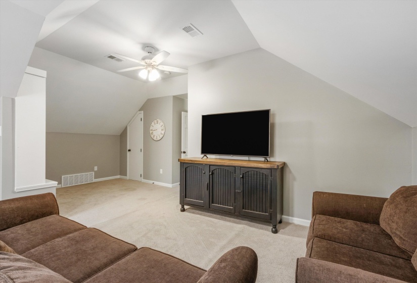 963 AUTUMN OAKS CIR, Collierville, Tennessee 38017, 4 Bedroom Bedrooms, 13 Room Rooms,3 BathroomBathrooms,Residential,For Sale,AUTUMN OAKS,0,10229741