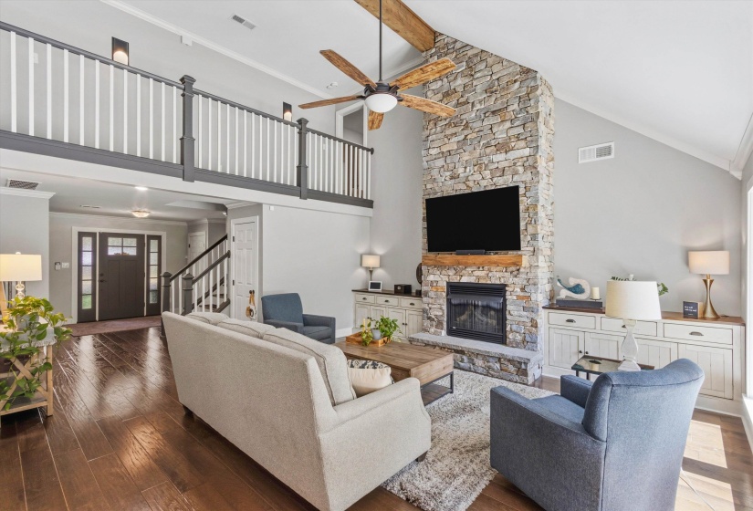 963 AUTUMN OAKS CIR, Collierville, Tennessee 38017, 4 Bedroom Bedrooms, 13 Room Rooms,3 BathroomBathrooms,Residential,For Sale,AUTUMN OAKS,0,10229741
