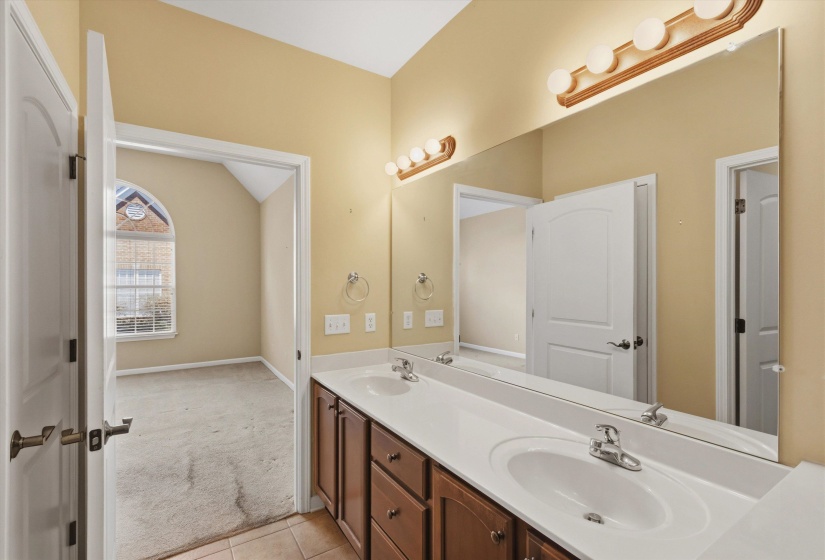 75 PEYTON RIDGE DR, Collierville, Tennessee 38017, 3 Bedroom Bedrooms, 8 Room Rooms,2 BathroomBathrooms,Residential,For Sale,PEYTON RIDGE,0,10229743