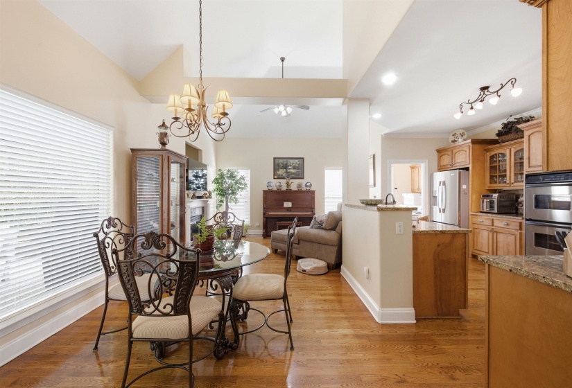 4155 LARCH POINT CV, Lakeland, Tennessee 38002, 4 Bedroom Bedrooms, 9 Room Rooms,2.1 BathroomBathrooms,Residential,For Sale,LARCH POINT,0,10229745