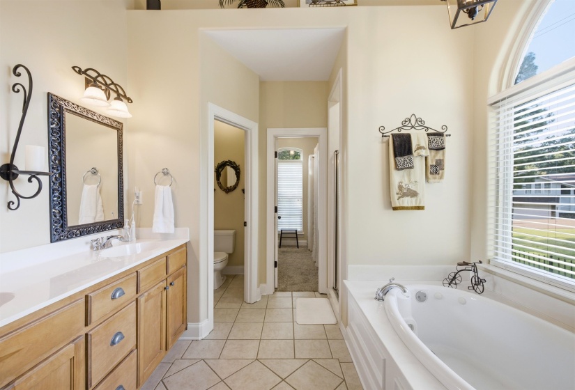 4155 LARCH POINT CV, Lakeland, Tennessee 38002, 4 Bedroom Bedrooms, 9 Room Rooms,2.1 BathroomBathrooms,Residential,For Sale,LARCH POINT,0,10229745