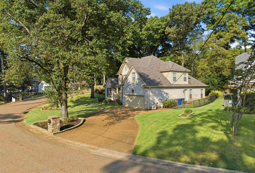 4155 LARCH POINT CV, Lakeland, Tennessee 38002, 4 Bedroom Bedrooms, 9 Room Rooms,2.1 BathroomBathrooms,Residential,For Sale,LARCH POINT,0,10229745