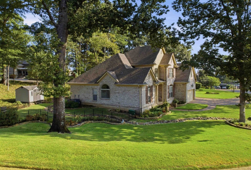 4155 LARCH POINT CV, Lakeland, Tennessee 38002, 4 Bedroom Bedrooms, 9 Room Rooms,2.1 BathroomBathrooms,Residential,For Sale,LARCH POINT,0,10229745