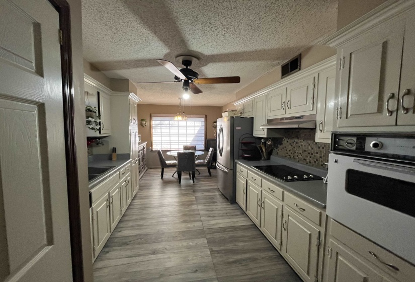 3283 PRINCE GEORGE CV, Memphis, Tennessee 38115, 3 Bedroom Bedrooms, 7 Room Rooms,2 BathroomBathrooms,Residential,For Sale,PRINCE GEORGE,0,10229747