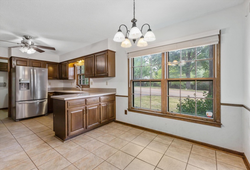7675 MARDITE CV, Germantown, Tennessee 38138, 4 Bedroom Bedrooms, 9 Room Rooms,3 BathroomBathrooms,Residential,For Sale,MARDITE,0,10229749