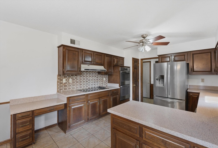 7675 MARDITE CV, Germantown, Tennessee 38138, 4 Bedroom Bedrooms, 9 Room Rooms,3 BathroomBathrooms,Residential,For Sale,MARDITE,0,10229749