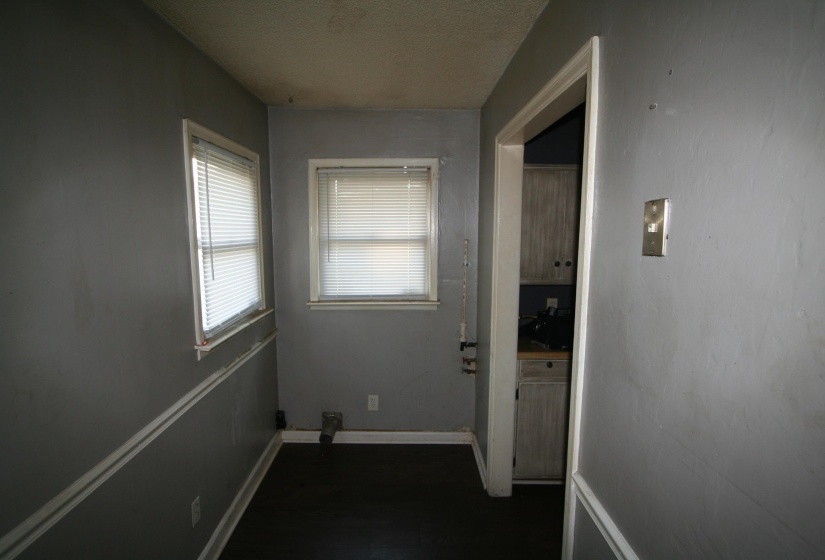 1596 RUSSWOOD RD, Memphis, Tennessee 38108, 2 Bedroom Bedrooms, 6 Room Rooms,1 BathroomBathrooms,Residential,For Sale,RUSSWOOD,0,10229750