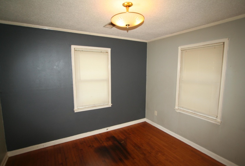 1596 RUSSWOOD RD, Memphis, Tennessee 38108, 2 Bedroom Bedrooms, 6 Room Rooms,1 BathroomBathrooms,Residential,For Sale,RUSSWOOD,0,10229750