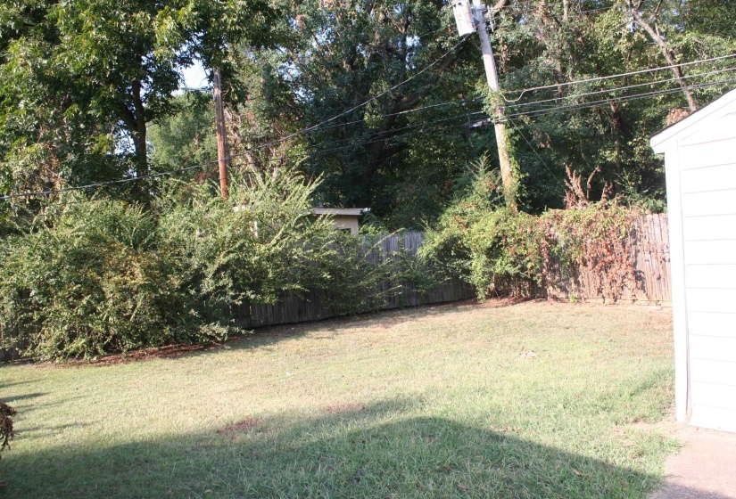 1596 RUSSWOOD RD, Memphis, Tennessee 38108, 2 Bedroom Bedrooms, 6 Room Rooms,1 BathroomBathrooms,Residential,For Sale,RUSSWOOD,0,10229750