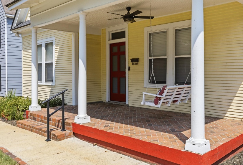 634 COX ST, Memphis, Tennessee 38104, 4 Bedroom Bedrooms, 9 Room Rooms,2.1 BathroomBathrooms,Residential,For Sale,COX,0,10229751