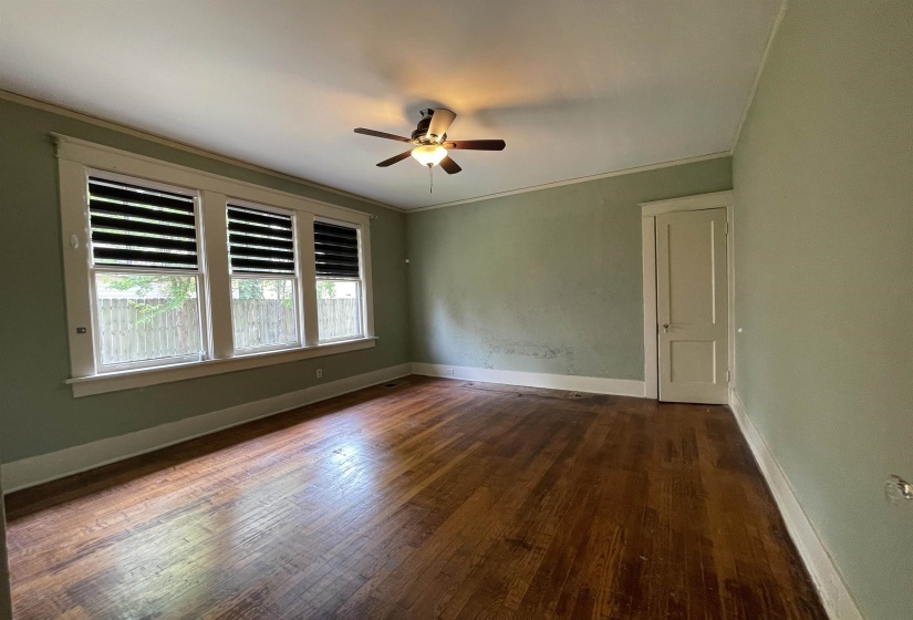 831 AVALON ST, Memphis, Tennessee 38107, 3 Bedroom Bedrooms, 7 Room Rooms,2.1 BathroomBathrooms,Residential,For Sale,AVALON,0,10229753