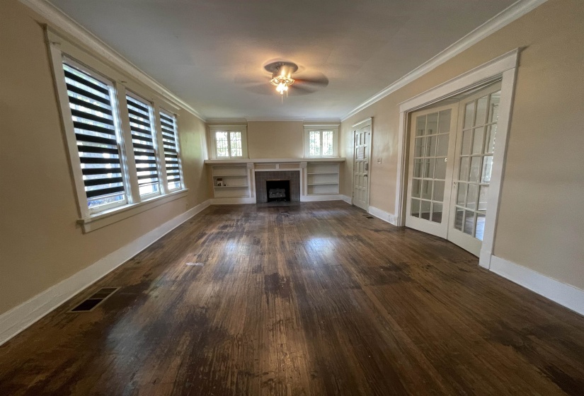 831 AVALON ST, Memphis, Tennessee 38107, 3 Bedroom Bedrooms, 7 Room Rooms,2.1 BathroomBathrooms,Residential,For Sale,AVALON,0,10229753