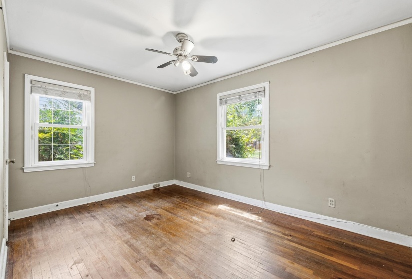 4906 SPOTTSWOOD AVE, Memphis, Tennessee 38117, 3 Bedroom Bedrooms, 6 Room Rooms,1 BathroomBathrooms,Residential,For Sale,SPOTTSWOOD,0,10229758