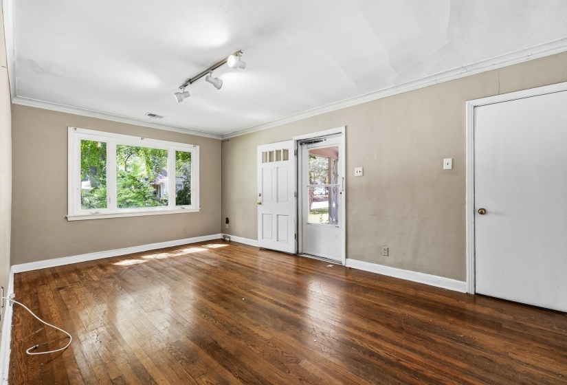 4906 SPOTTSWOOD AVE, Memphis, Tennessee 38117, 3 Bedroom Bedrooms, 6 Room Rooms,1 BathroomBathrooms,Residential,For Sale,SPOTTSWOOD,0,10229758