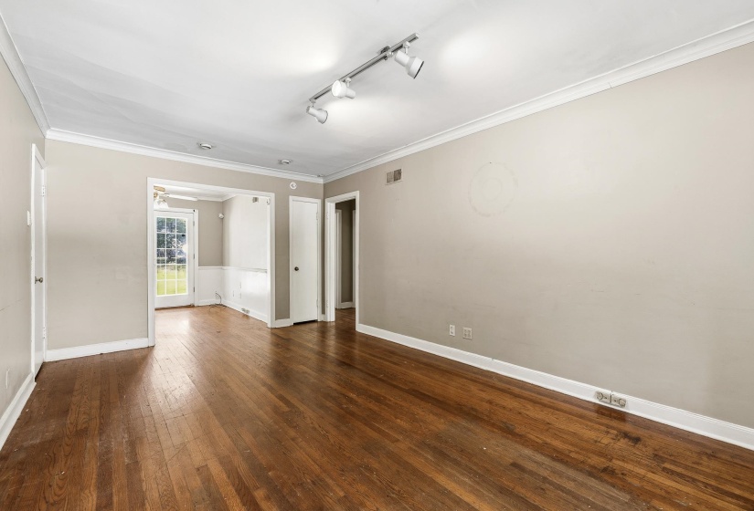4906 SPOTTSWOOD AVE, Memphis, Tennessee 38117, 3 Bedroom Bedrooms, 6 Room Rooms,1 BathroomBathrooms,Residential,For Sale,SPOTTSWOOD,0,10229758
