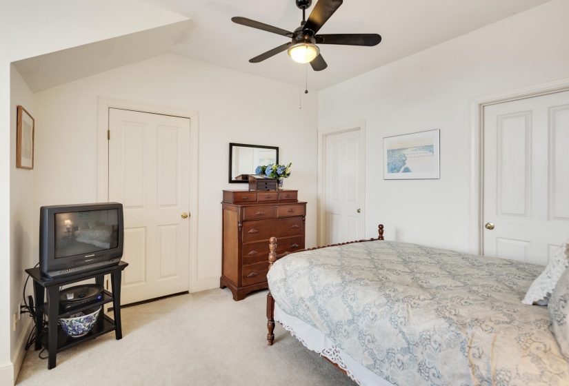 119 NOTTOWAY BLVD, Memphis, Tennessee 38103, 3 Bedroom Bedrooms, 6 Room Rooms,2.1 BathroomBathrooms,Residential,For Sale,NOTTOWAY,0,10229759