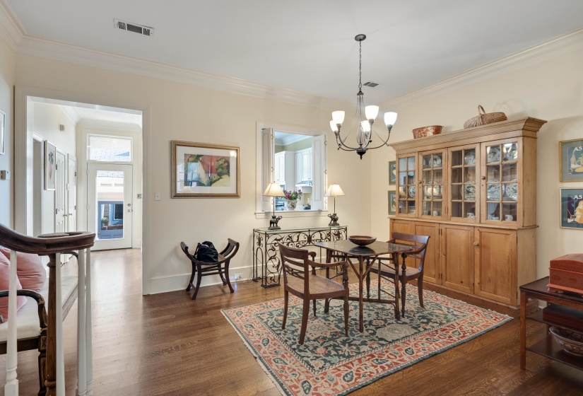119 NOTTOWAY BLVD, Memphis, Tennessee 38103, 3 Bedroom Bedrooms, 6 Room Rooms,2.1 BathroomBathrooms,Residential,For Sale,NOTTOWAY,0,10229759