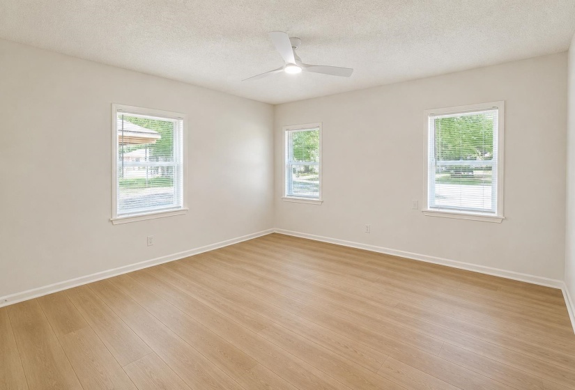 3639 BROMPTON DR, Memphis, Tennessee 38118, 3 Bedroom Bedrooms, 6 Room Rooms,1.1 BathroomBathrooms,Residential,For Sale,BROMPTON,0,10229761