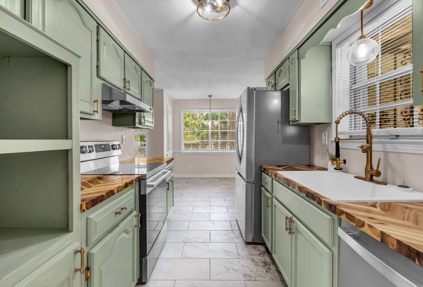 3522 HANNA DR, Memphis, Tennessee 38128, 3 Bedroom Bedrooms, 6 Room Rooms,2 BathroomBathrooms,Residential,For Sale,HANNA,0,10229763