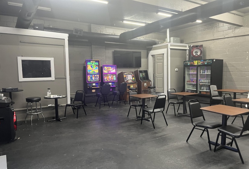 3188 CHELSEA AVE, Memphis, Tennessee 38108, ,Commercial/industrial,For Sale,CHELSEA,10149162