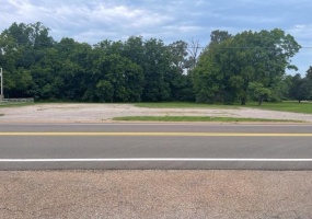 701 TENNESSEE ST, Bolivar, Tennessee 38008, ,Commercial/industrial,For Sale,TENNESSEE,10153475
