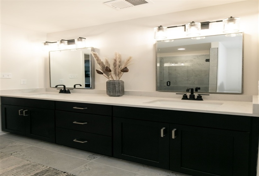 9636 GRAYS MEADOW DR, Cordova, Tennessee 38018, 5 Bedrooms Bedrooms, 10 Rooms Rooms,3 BathroomsBathrooms,Residential,For Sale,GRAYS MEADOW,10085542