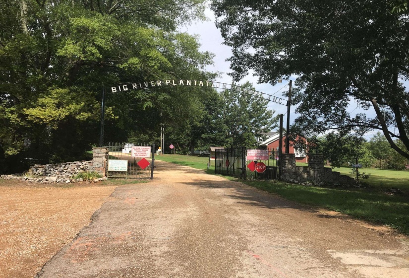 176 BF TERRY CIR, Savannah, Tennessee 38372, ,Land,For Sale,BF TERRY,10158108