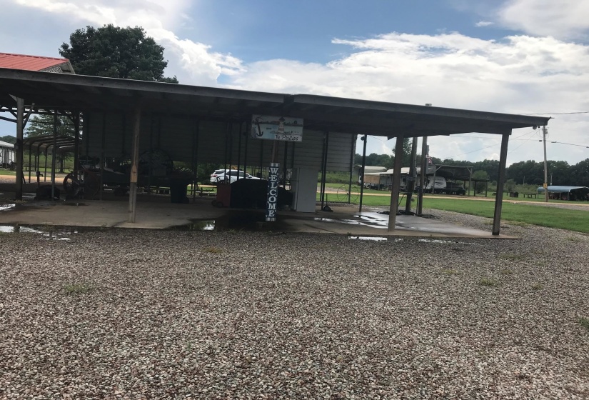 176 BF TERRY CIR, Savannah, Tennessee 38372, ,Land,For Sale,BF TERRY,10158108