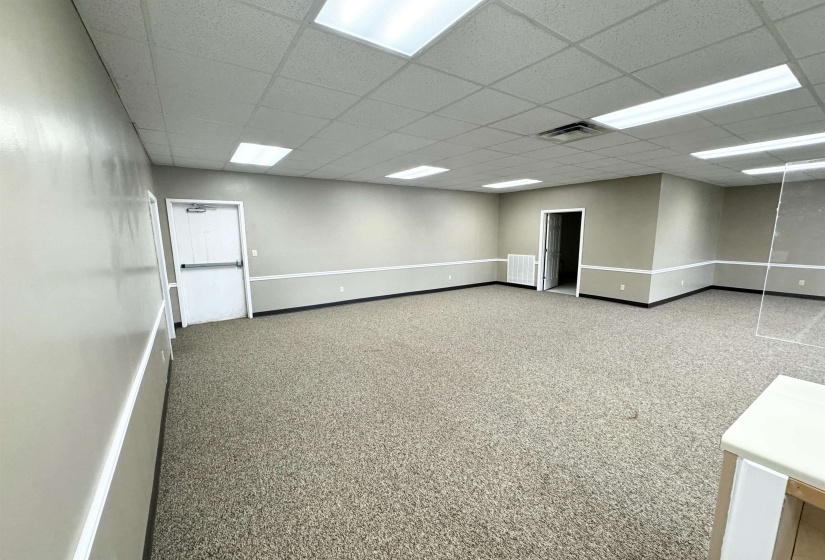 301 LAKE DR, Ripley, Tennessee 38063, ,Commercial/industrial,For Sale,LAKE,10158271