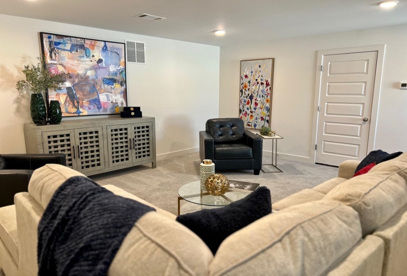 270 OAK HAVEN CIR, Oakland, Tennessee 38060, 3 Bedrooms Bedrooms, 9 Rooms Rooms,2 BathroomsBathrooms,Residential,For Sale,OAK HAVEN,10158281