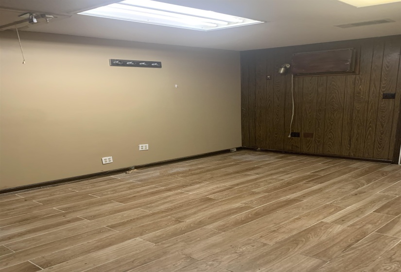 5226 MARTIN EDWARDS PL, Memphis, Tennessee 38116, 2 Bedrooms Bedrooms, 2 Rooms Rooms,1 BathroomBathrooms,Rental Properties,For Sale,MARTIN EDWARDS,10161176